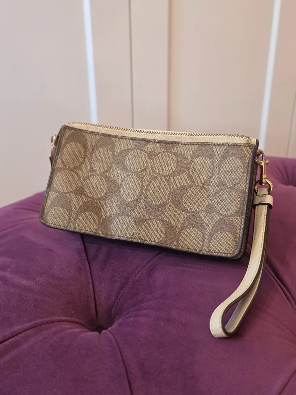 Gorgeous Coach Foldover Wristlet Clutch Wallet in Brown and White